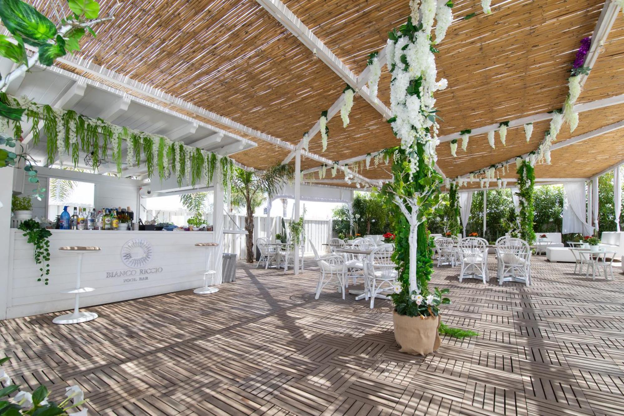 Bianco Riccio Suite Hotel Savelletri Exteriör bild